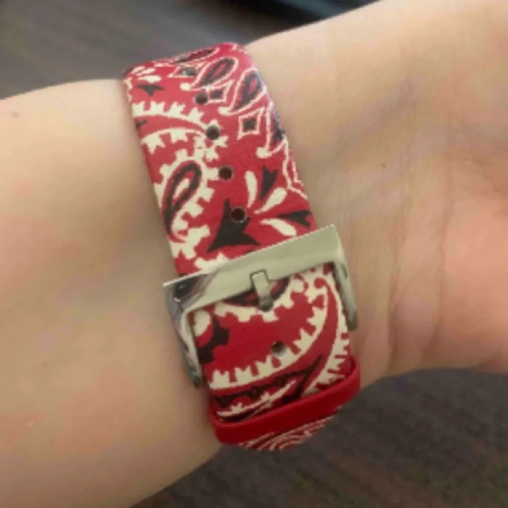 New Tory Burch Red Bandana Apple Watch Leather Strap 38/40/41mm new in box